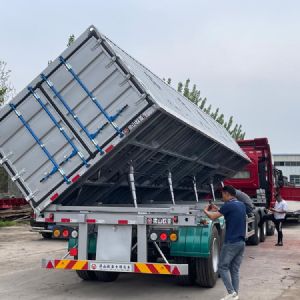 骨架側翻自卸車